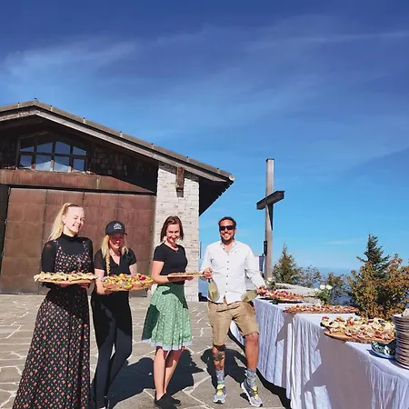 Christophorushuette Am Feuerkogel 埃本湖