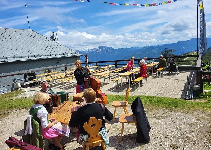 Christophorushuette Am Feuerkogel Han/Misafirhane Ebensee
