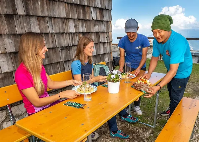 Christophorushuette Am Feuerkogel 埃本湖