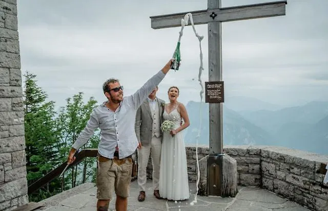 Han/Misafirhane Christophorushuette Am Feuerkogel *